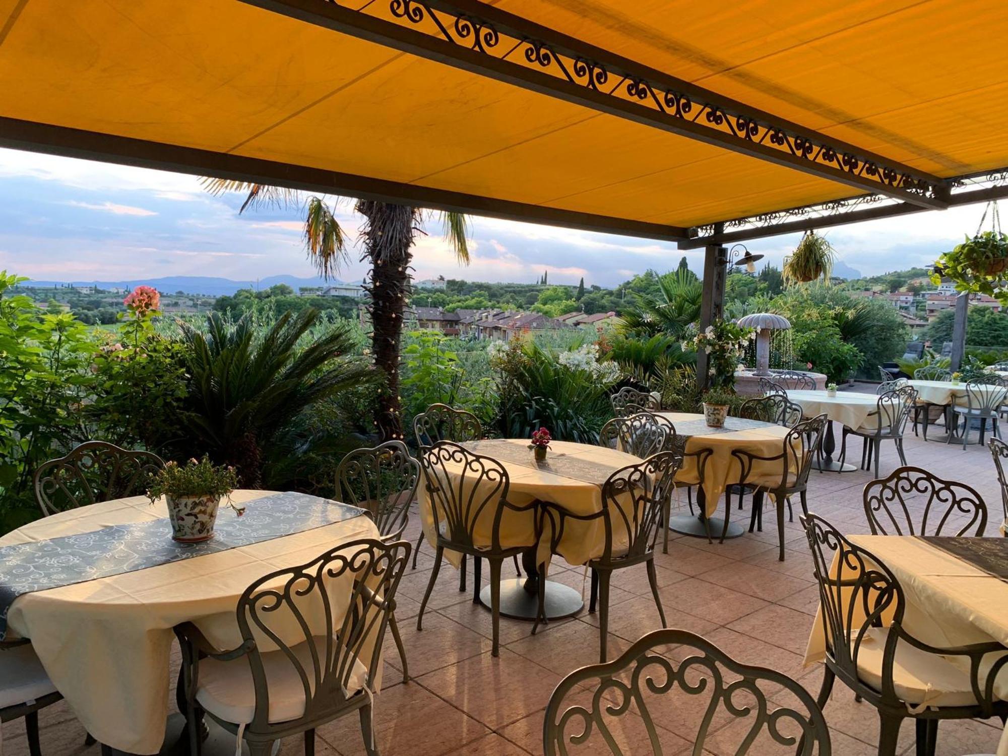 La Dolce Hotel 3*