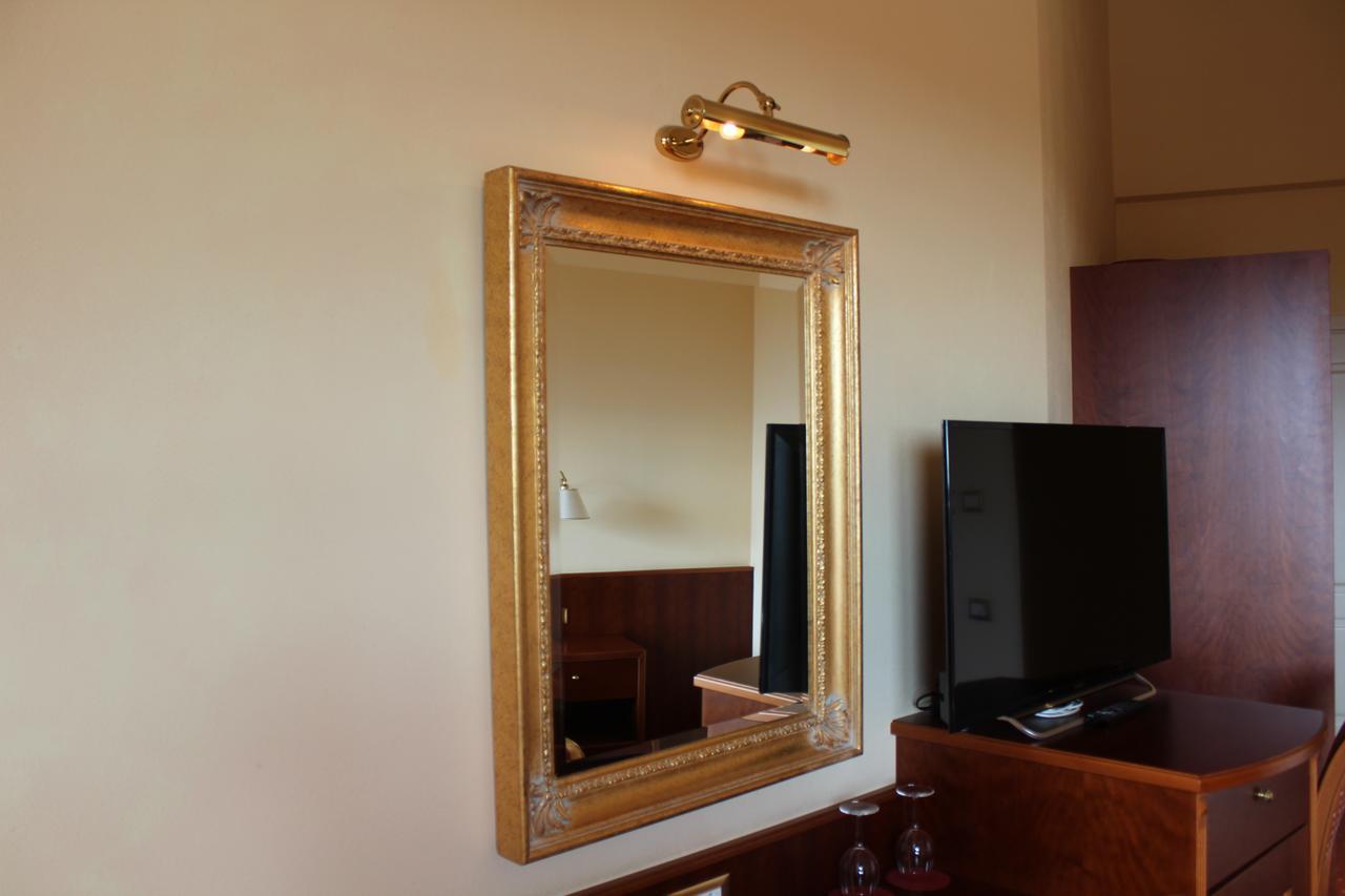 Hotel La Dolce Cavaion Veronese